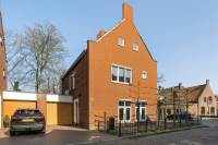 Woning Helenastraat 1 Uden