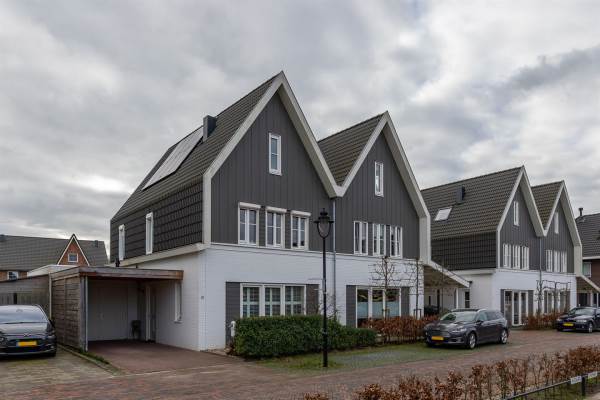 Woning Charles Wilsonstraat 10 Almere