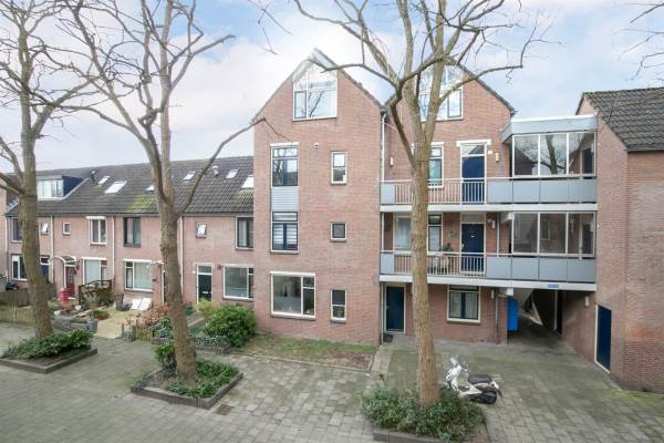 Woning Aarhuispad 70 Rotterdam