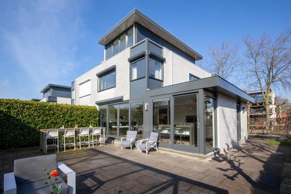 Woning Coen van Boshuizenlaan 64 Ouderkerk aan de Amstel