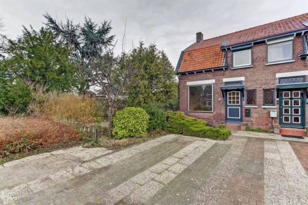 Woning Langeweg 17 Hendrik-Ido-Ambacht