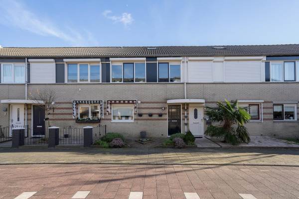 Woning Reina Prinsen Geerligspad 7 Spijkenisse