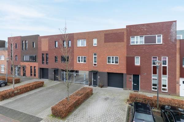 Woning Villa Waterranonkel 61 Waalwijk