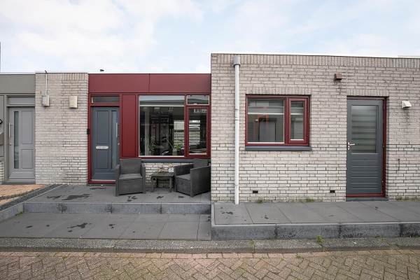 Woning Gambiastraat 8 SPIJKENISSE