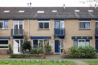 Woning Rembrandt van Rijnsingel 62 Roelofarendsveen