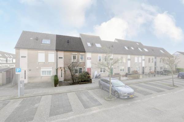 Woning Clara Visserstraat 100 Purmerend