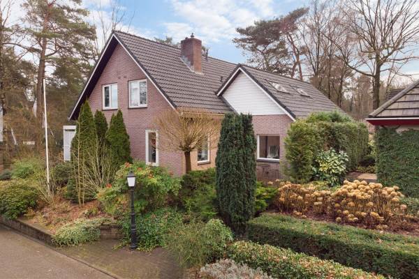 Woning Zuster Meyboomlaan 11 Apeldoorn