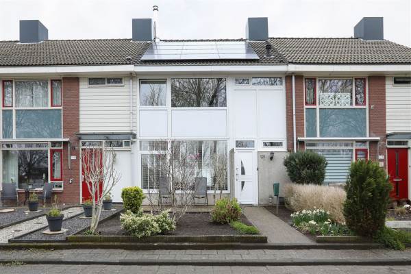 Woning De Oeverloper 121 Dronten
