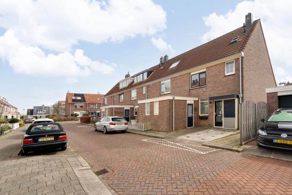 Woning Mary Zeldenruststraat 28 Heemskerk
