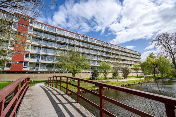 Woning Jacques Urlusplantsoen 121 LEIDEN