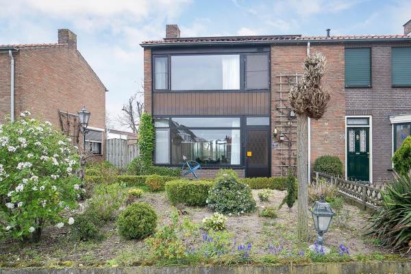 Woning Burgemeester Douvenstraat 22 Bergen (LI)