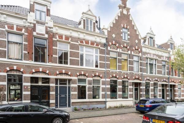 Woning Adriaan van Bleijenburgstraat 15 DORDRECHT