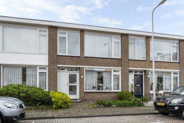 Woning Gravin Machteldplantsoen 10 's-Gravenzande