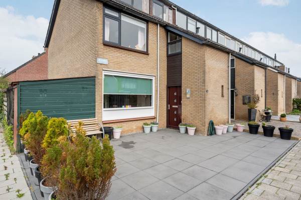 Woning Wielewaal 14 Rockanje