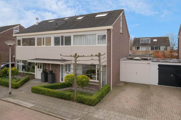 Woning Borg Ewsum 37 Almelo