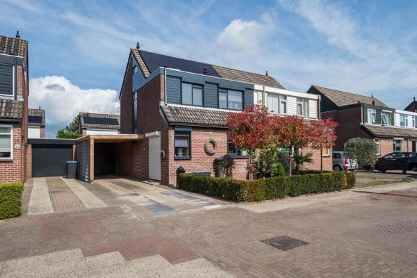 Woning Pruimengaard 17 OCHTEN