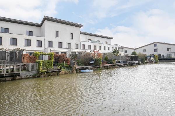 Woning Moerbeigaarde 8 Hendrik-Ido-Ambacht