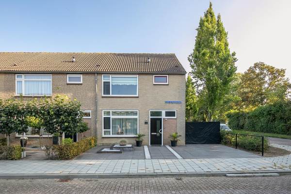 Woning Jacob van Heemskerkstraat 1 Terneuzen