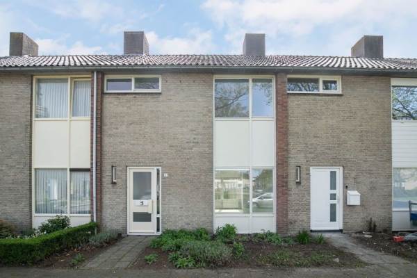Woning Camphuysenlaan 22 ROOSENDAAL