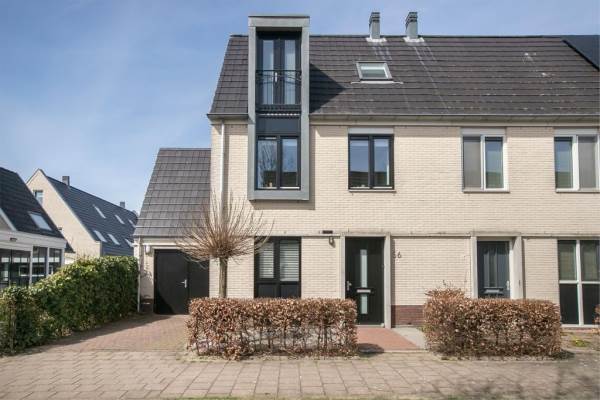 Woning Cascademuur 56 Houten