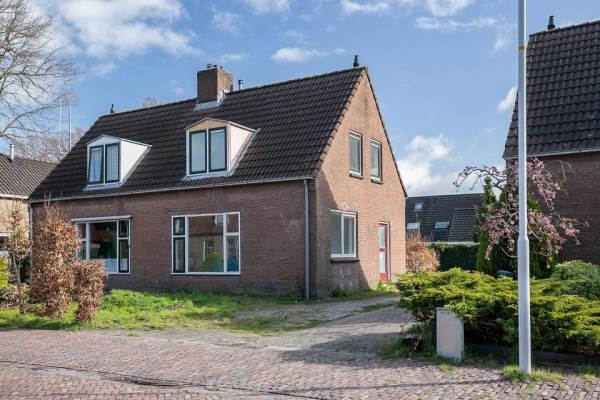 Woning Schoolstraat 5 Oosterstreek