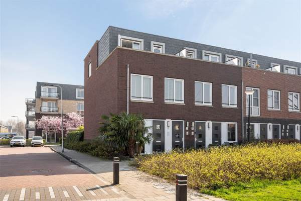 Woning Beukenlaan 1A Spijkenisse