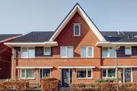 Woning Albert van Damstraat 13 ZWAAG