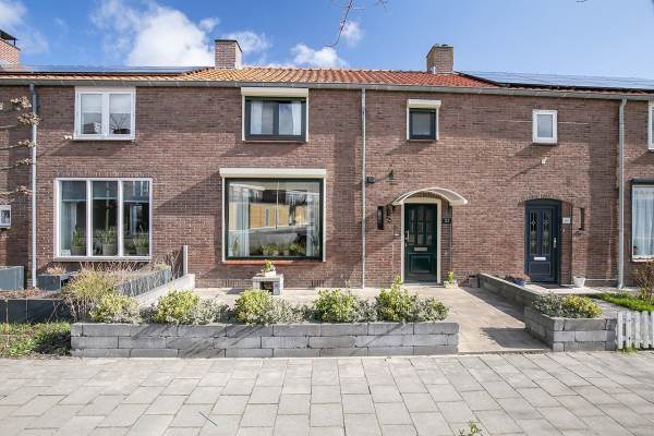 Woning Emmastraat 22 Zuidland