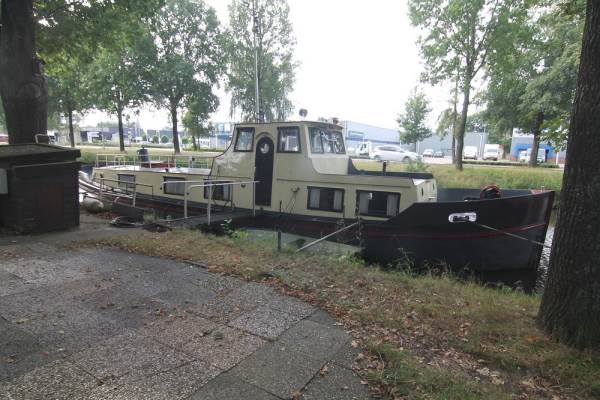 Woning A-kade 17 Musselkanaal