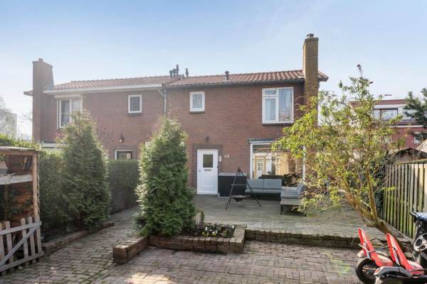 Woning Van der Duyn van Maasdamlaan 68 VLAARDINGEN