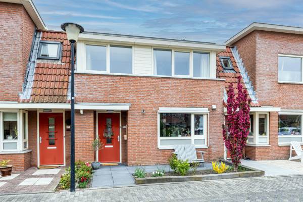 Woning Isaäc da Costastraat 73 Sommelsdijk