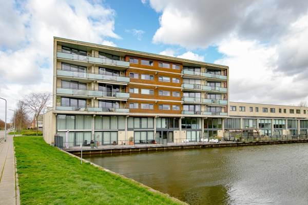 Woning Jacob van Ruysdaelstraat 122 ALMERE