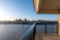 Woning Buitenbassinweg 667 Rotterdam