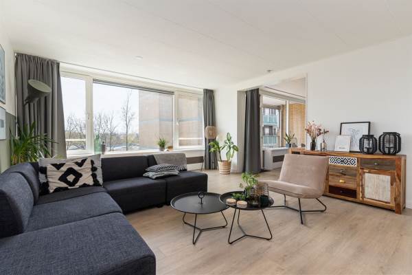 Woning Sluisplein 50 Ouderkerk aan de Amstel