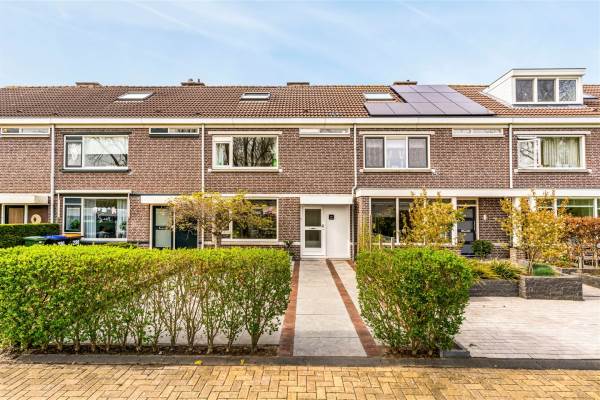 Woning Jean Monnetstraat 228 Heemskerk