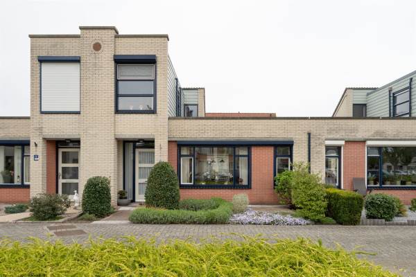 Woning Amaryllishof 18 Nieuwendijk