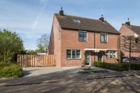 Woning Eikenlaan 12 Meteren