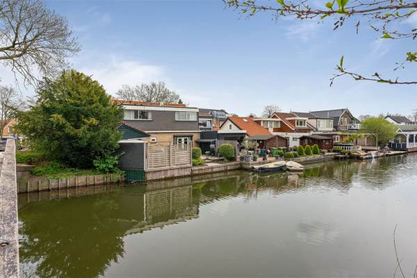 Woning Kerkstraat 35 Hendrik-Ido-Ambacht