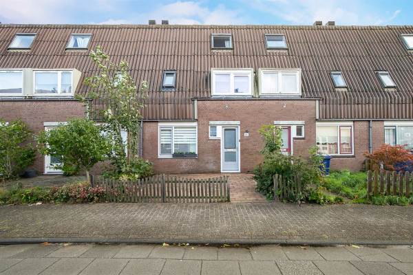 Woning Bosgouw 251 Almere