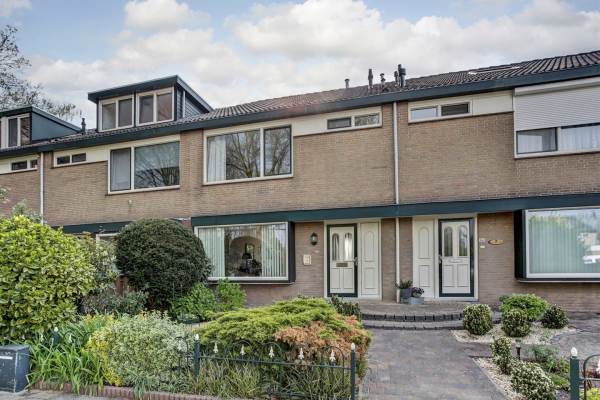 Woning Salamanderveen 344 Spijkenisse