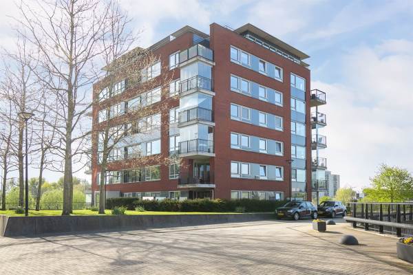 Woning Thetfordstraat 72 Spijkenisse