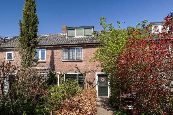 Woning Moerbeilaan 21 Loosdrecht