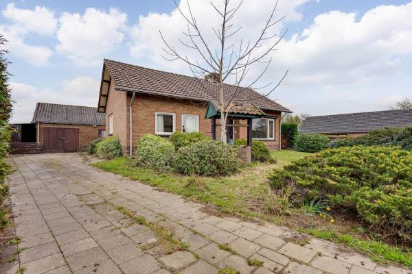 Woning De Riet 10 Nederweert-Eind