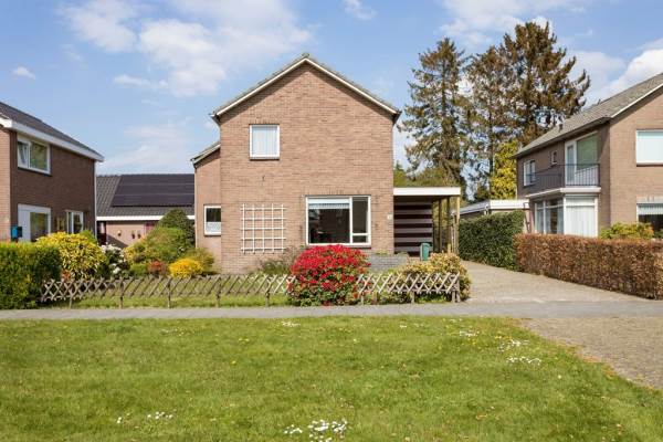 Woning De Omloop 17 Klazienaveen