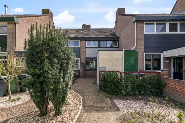Woning Eleolietdijk 60 Roosendaal