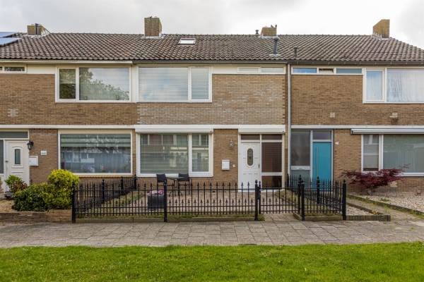 Woning Jacob van Ruijsdaelstraat 51 Roosendaal