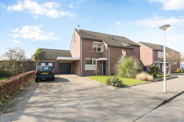 Woning Anjelierstraat 1 Weert