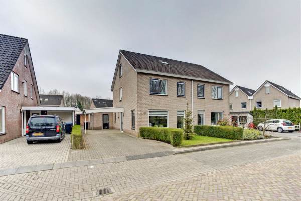 Woning Stuwwal 6 Kraggenburg
