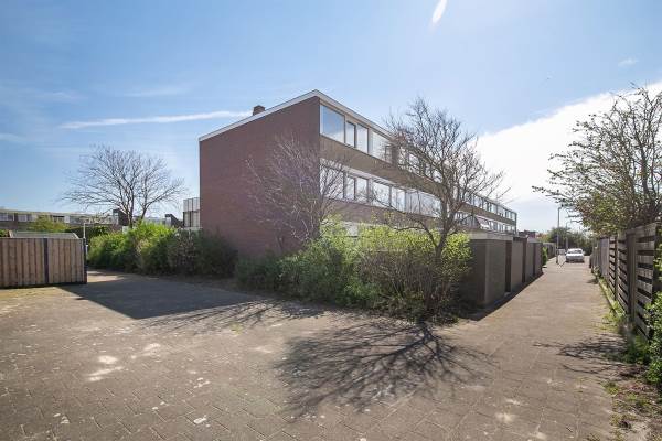 Woning Oleander 27 Monster