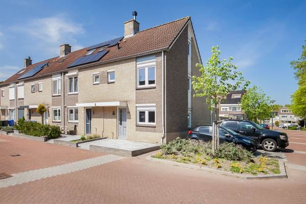 Woning Middenveer 29 Sliedrecht